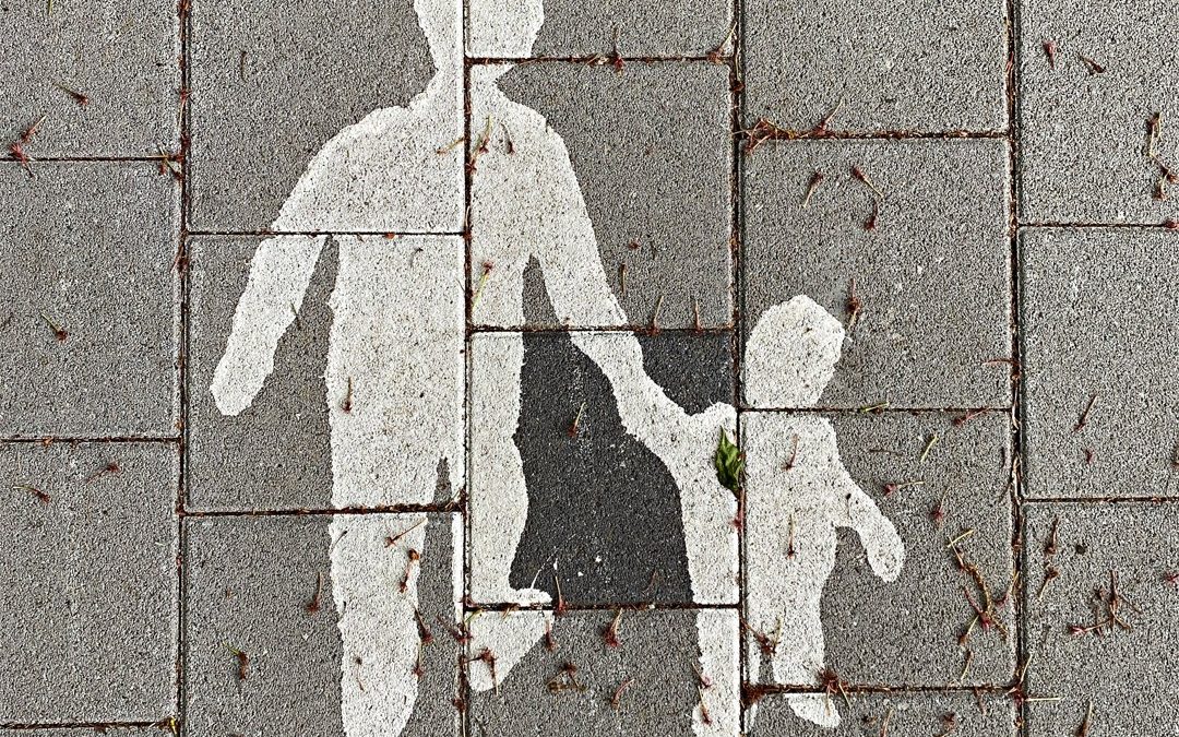 parent-and-child-illus-suzi-kim-unsplash